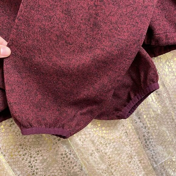 PINK Victorias Secret maroon/wine cropped toggle long sleeve sweater, size S - Picture 4 of 7